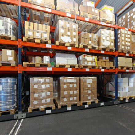 Rayonnage à palettes classique Maroc – alignement simple et double profondeur